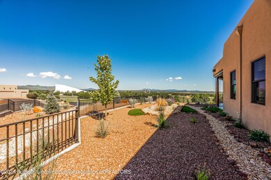 254 Pueblo Loop