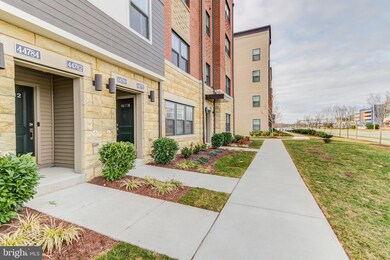 44778 Tiverton Square unit 161, Ashburn, VA 20147 - photo 6