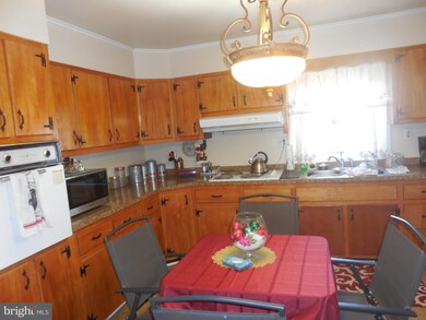 5116 Bushey Rd, Sykesville, MD 21784 - photo 7