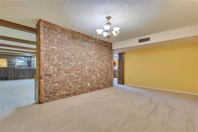 2133 Trawood Dr, El Paso, TX 79935 - photo 5