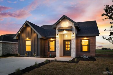 700 Marissa Dr, Alamo, TX 78516 - photo 2