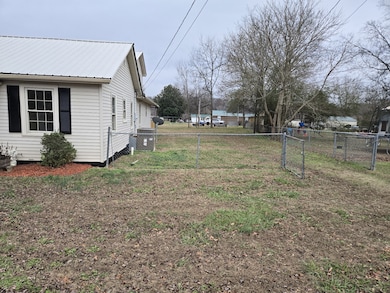 1755 W Trace Creek Rd, Waverly, TN 37185 - photo 7