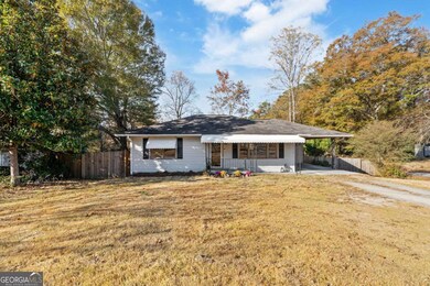 6739 Kull Dr, Lithia Springs, GA 30122 - photo 2