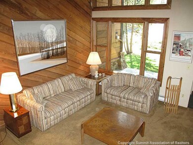 Living Room. l