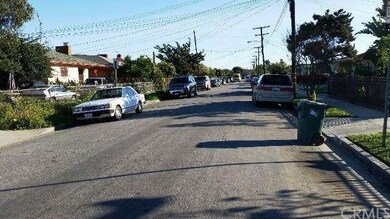 10901 Mansel Ave, Inglewood, CA 90304 - photo 6