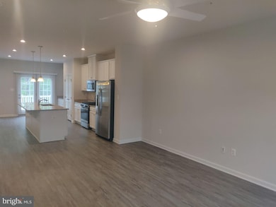 1845 Wind Gate Rd, Halethorpe, MD 21227 - photo 2