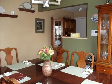 Mark dining to kitchen