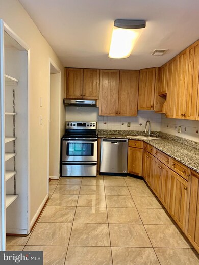 18646 Sage Way, Germantown, MD 20874 - photo 3