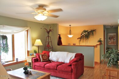 65 Cadwell Rd, Pittsfield, MA 01201 - photo 3