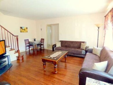 2901 W Granville Ave, Chicago, IL 60659 - photo 4