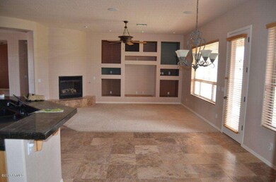 02 - Family Room