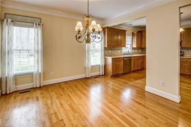Dining room, hardwood floors