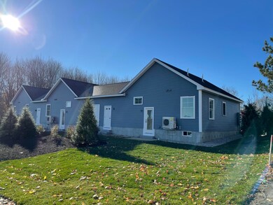 66 Evans St unit 11, South Portland, ME 04106 - photo 2