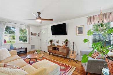 1319 E 58th St, Savannah, GA 31404 - photo 4