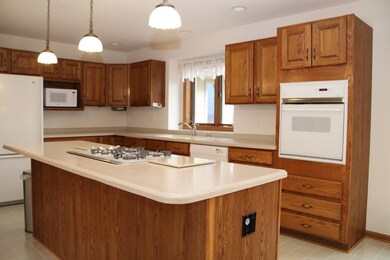 1840 Paddock Place, Fitchburg, WI 53575 - photo 7