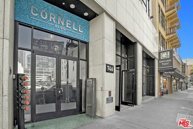 746 S Los Angeles St unit 707, Los Angeles, CA 90014 - photo 3