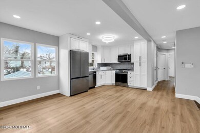 107 Oak Hill Dr, Toms River, NJ 08753 - photo 6