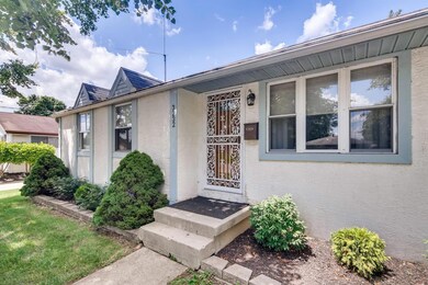 3232 Penfield Road Columbus OH-large-004