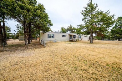 81 Dooley Dr, Whitesboro, TX 76273 - photo 2