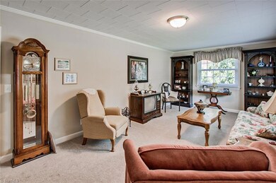 719 Britt Ave, Asheboro, NC 27203 - photo 3