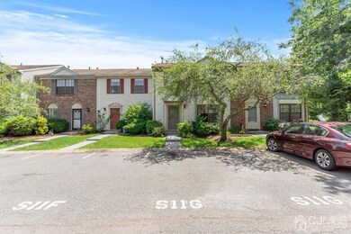 150 Abbot Ct, Piscataway, NJ 08854 - photo 2