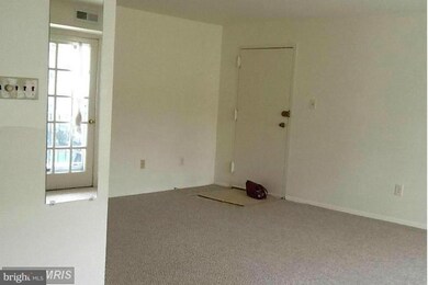 12711 Gordon Blvd unit 82, Woodbridge, VA 22192 - photo 6