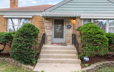 1008 Manchester Ave, Westchester, IL 60154 - photo 2