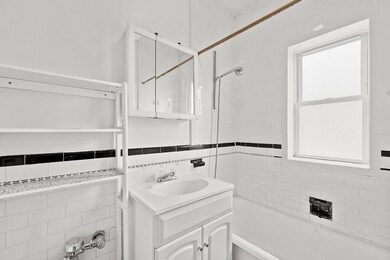 5 Haskell St unit 31, Cambridge, MA 02140 - photo 5