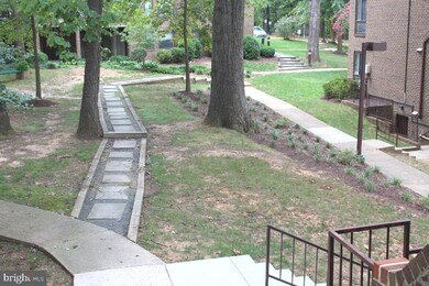 Chestnut Grove Condominiums unit 136, Reston, VA 20190 - photo 3