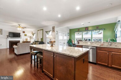 12222 Revolution Ct, Waldorf, MD 20602 - photo 7