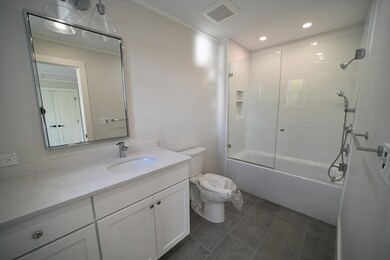 39 Eliot St unit 2, Chestnut Hill, MA 02467 - photo 4