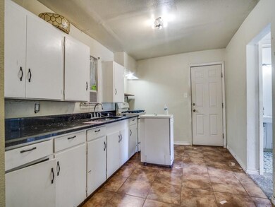 935 Mccully St, Fort Worth, TX 76108 - photo 7