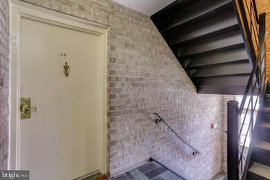 864 Quince Orchard Blvd unit 102, Gaithersburg, MD 20878 - photo 4