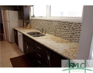 Kitchen. New Granite counter tops in  the kirchen 