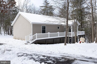 425 Dale Dr, Basye-Bryce Mountain, VA 22842 - photo 2