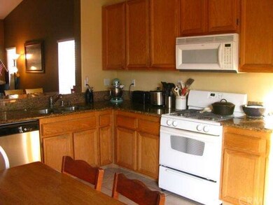 31403 Van Eyck Ct, Winchester, CA 92596 - photo 4