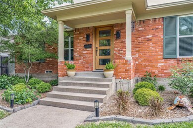 6658 Ridgemont Dr, Dallas, TX 75214 - photo 3