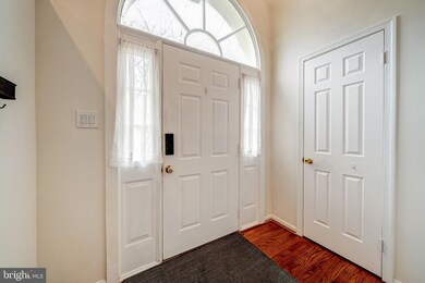 12228 Wye Oak Commons Cir unit 58, Burke, VA 22015 - photo 3