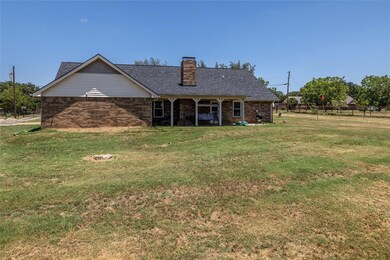 151 County Road 3699, Springtown, TX 76082 - photo 3