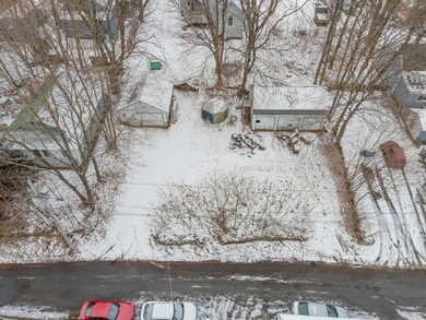 27 Spofford St, Claremont, NH 03743 - photo 7