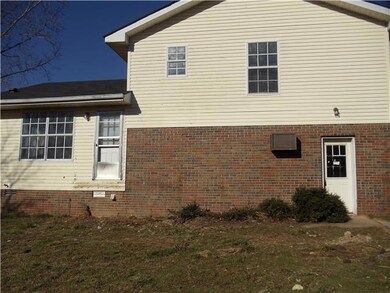 3836 Cowhorne Hollow Rd, Prospect, TN 38477 - photo 2