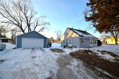 3936 E 30th St, Des Moines, IA 50317 - photo 3