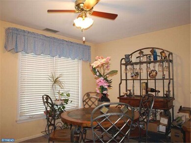 512 Barrington Ct, Sellersville, PA 18960 - photo 7