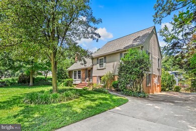 910 Croton Dr, Alexandria, VA 22308 - photo 4