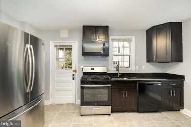 218 Maryland Ave, Towson, MD 21286 - photo 6