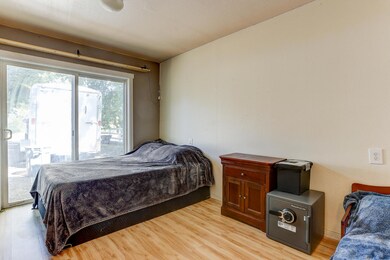 1173 SW 18th Street-7