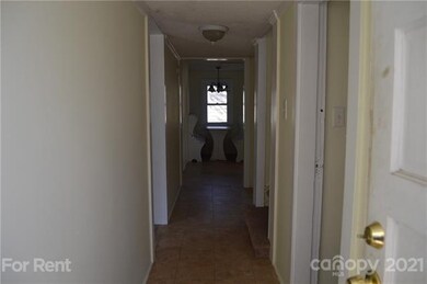 434 W Front St, Statesville, NC 28677 - photo 2