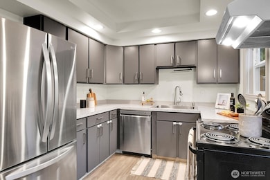 1021 Walnut St, Edmonds, WA 98020 - photo 6