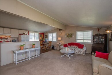 320 E Shaw St, Osceola, IA 50213 - photo 6