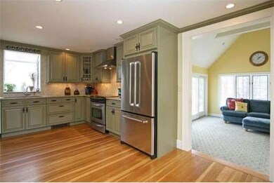 33 Wessex Dr, Westwood, MA 02090 - photo 5